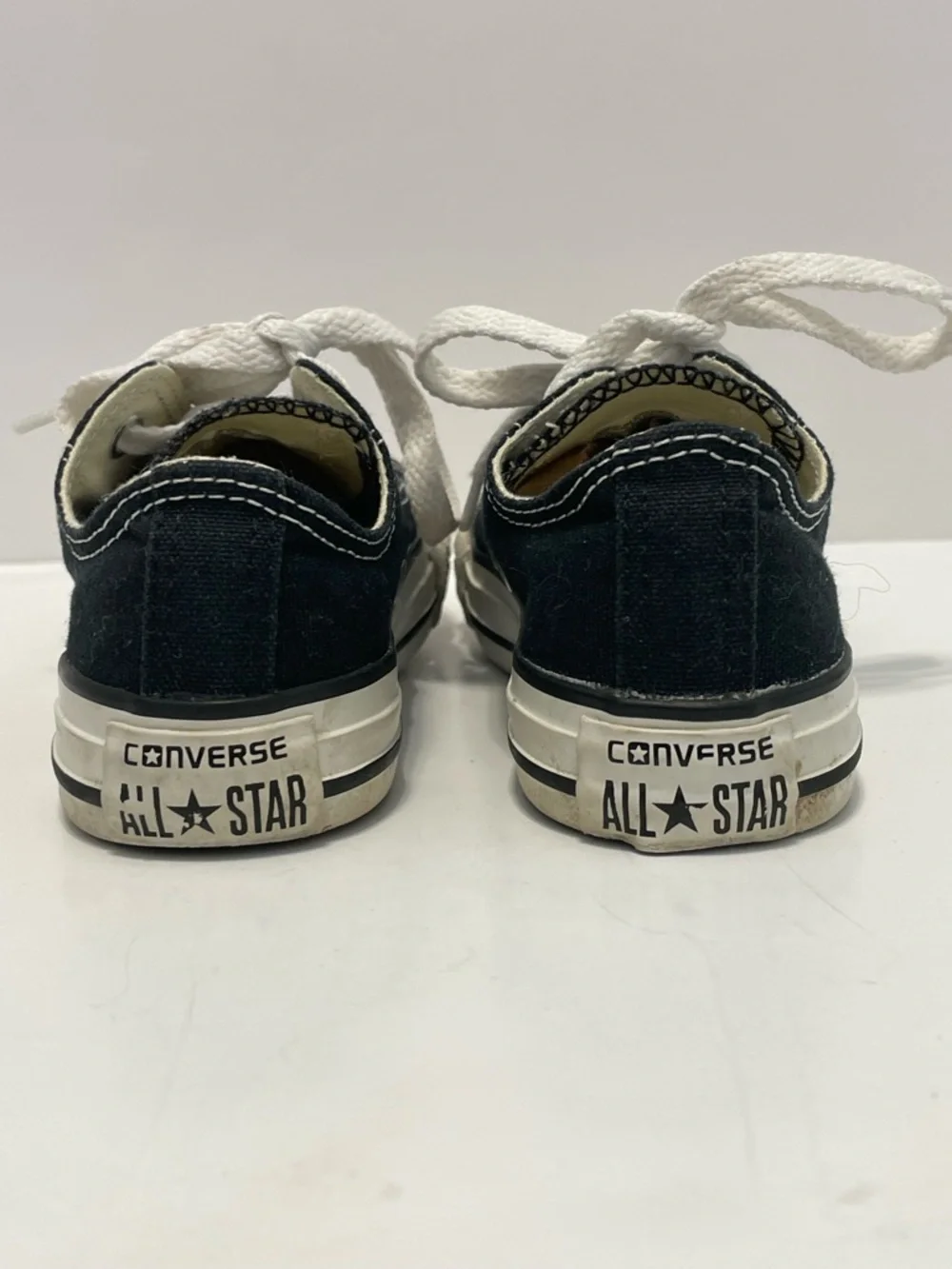 Converse All Star Chuck Taylor Classic Low Top Kids Sneakers Youth Size 12 Black